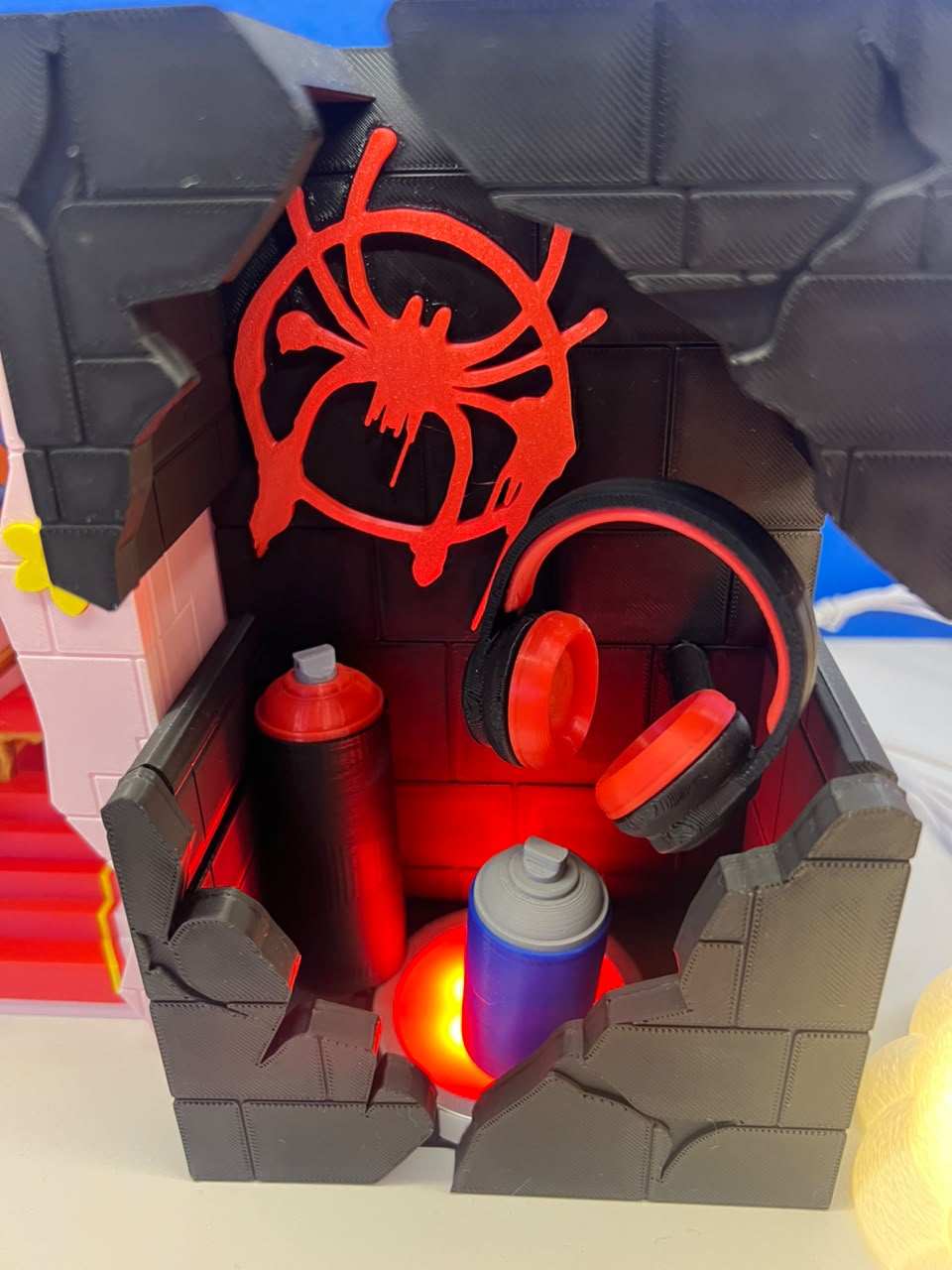 Luminaria Spider Man Millers Morales